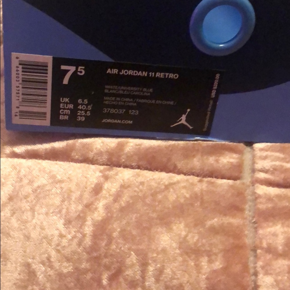 Air Jordan Retro 11s. - Picture 5 of 5